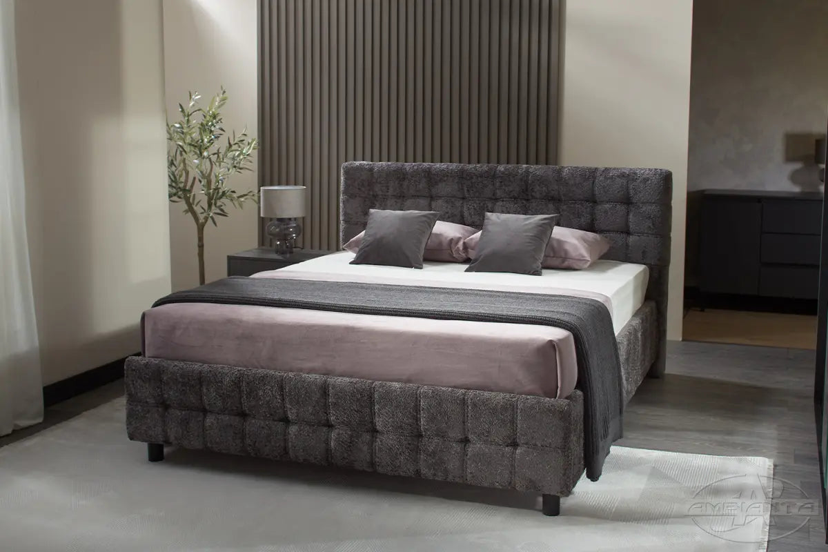 Pat Rio, tapitat integral cu somiera metalica inclusa, material boucle