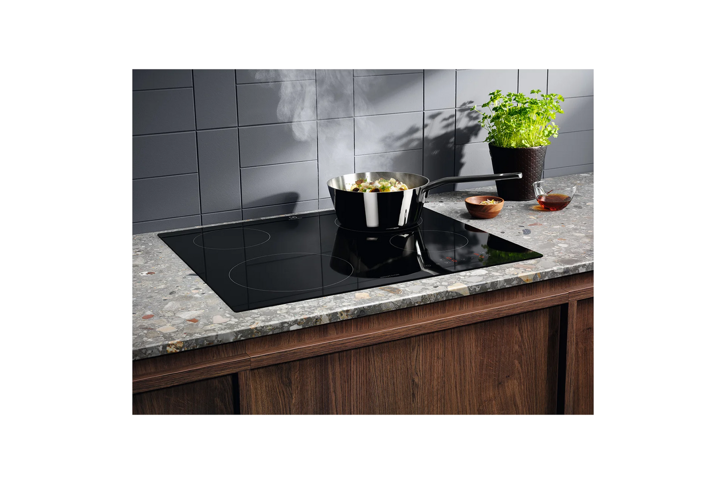 Pachet Electrolux KOFGF70TH +LIB60420CK - Gallery Image 10