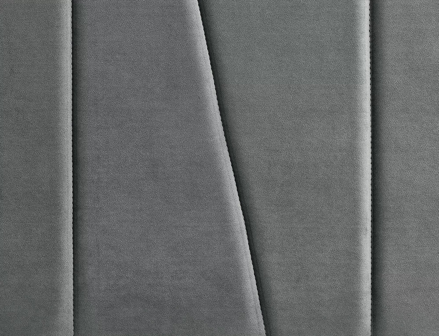 Pat Savana Velvet