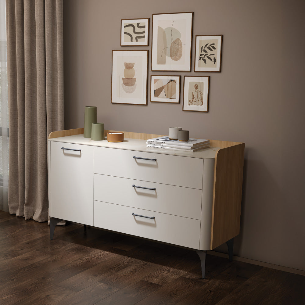 AIR Comoda 1 usa 3 sertare K13/ AI, 136 x 47 x 82 cm