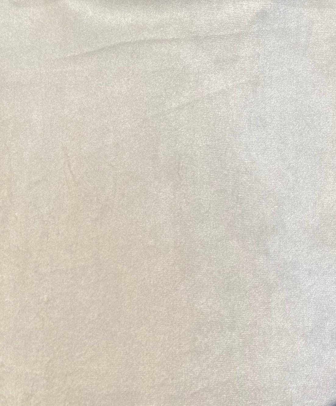 Pat Adaline 160 * 200 cm, tapitat integral cu somiera metalica inclusa